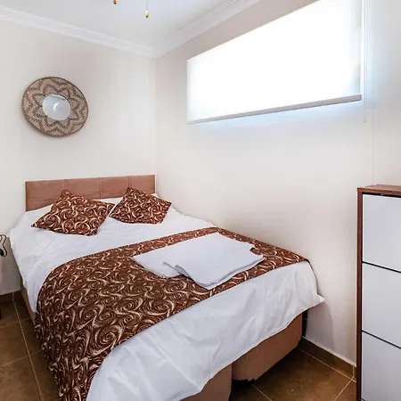 Great House With Shared Pool And Balcony In Gocek فيلة *