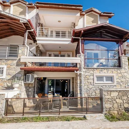 Great House With Shared Pool And Balcony In Gocek 빌라 *